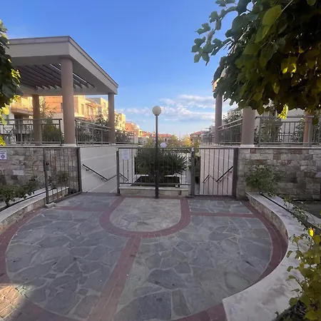 Neuwertiges Sorrento Sole Mare Apartment *